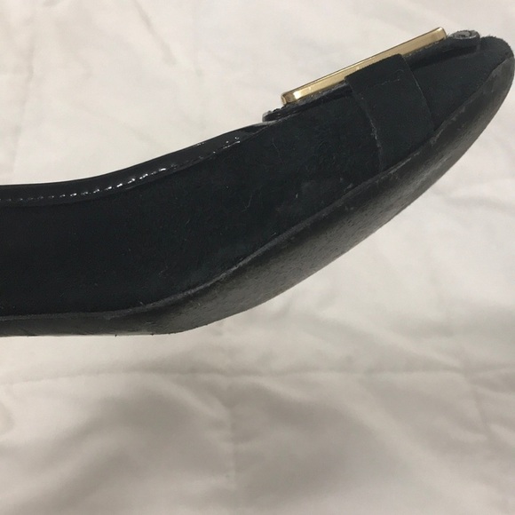 TORY  BURCH SIZE 8 SUEDE LEATHER HEALED SHOES - Picture 5 of 9